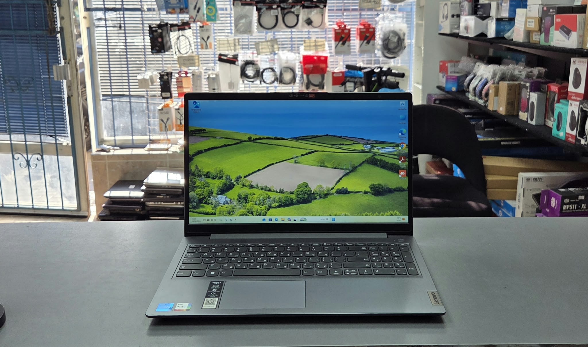 93360 - LENOVO IDEAPAD 3 15ITL6 , מחשבים ניידים לקנייה , מחשבים ניידים למכירה , מחשבים ניידים יד 2 , מחשבים ניידים משומשים , מחשבים ניידים יד 2 לקנייה , מחשבים ניידים יד 2 למכירה , מחשבים ניידים משומשים למכירה , מחשבים ניידים משומשים לקנייה , מחשבים ניידים חדשים למכירה , מחשבים ניידים חדשים לקנייה , מחשב נייד מחודש , מחשב נייד מחודש לקנייה , מחשב נייד מחודש למכירה , מחשב נייד מחודש בזול , מחשב נייד בזול , מחשב נייד מחודש מחיר , מחשב נייד מחיר , תיקונים מחשבים ניידים , תיקון מחשב נייד , מעבדת תיקונים , מעבדת מחשבים , מעבדת מחשבים במרכז , מעבדת מחשבים ברמת גן , מחשבים למכירה , מחשבים לקנייה , מחשבים בזול לקנייה , מחשבים לקנייה מחיר , מעבדת תיקון מחשבים , חנות חלפים למחשבים , חלפים למחשבים , רכישת מחשבים משומשים , מחשבים ניידים לקנייה בזול , מחשבים ניידים למכירה בזול , מחשבים ניידים זולים מחיר